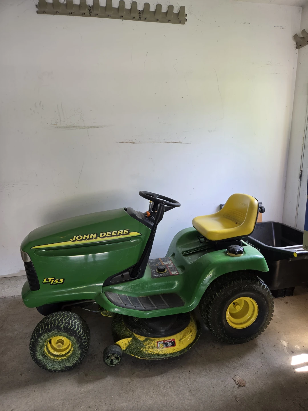 John Deere Riding Mower
