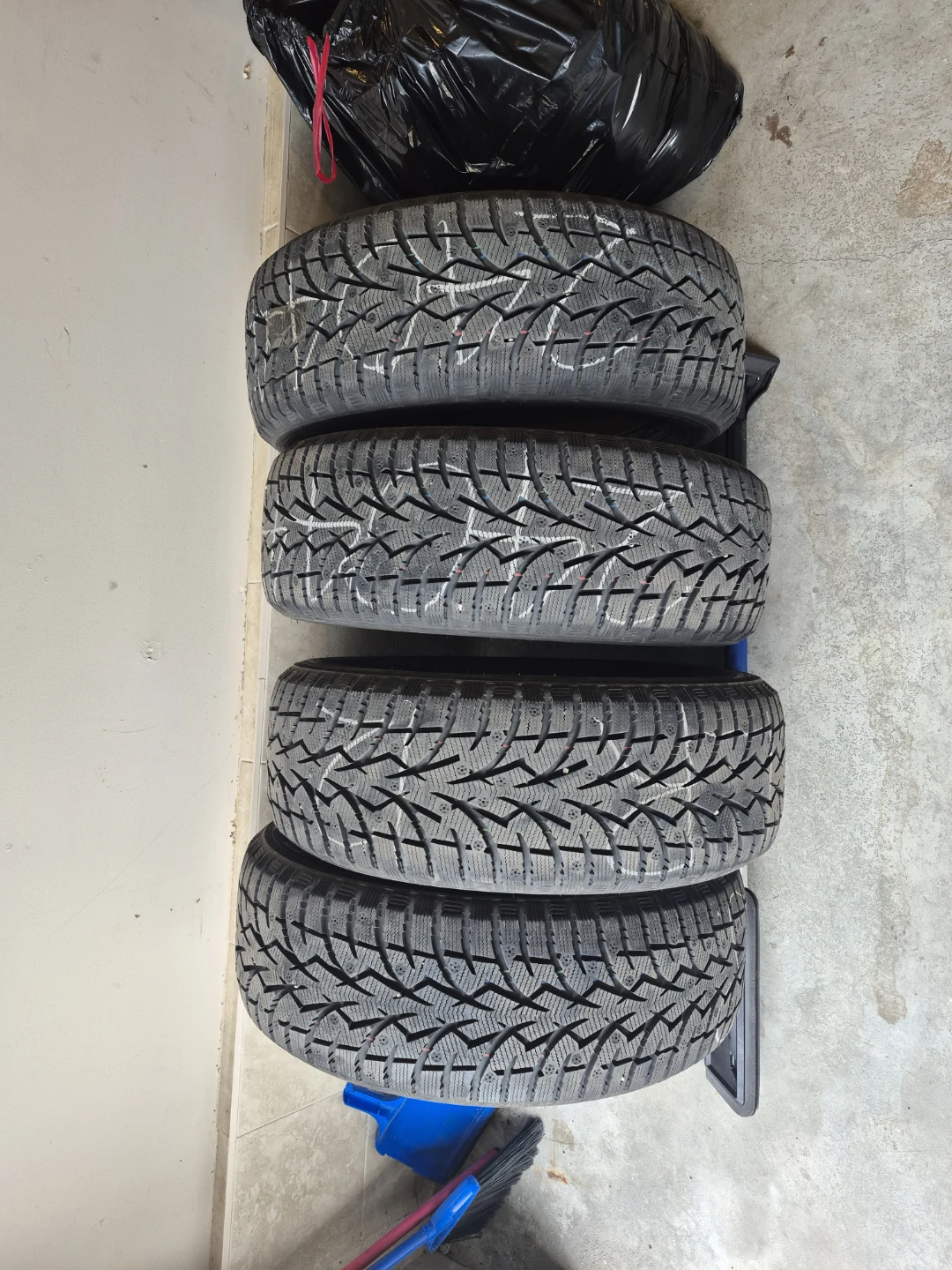 Tires - photo 5