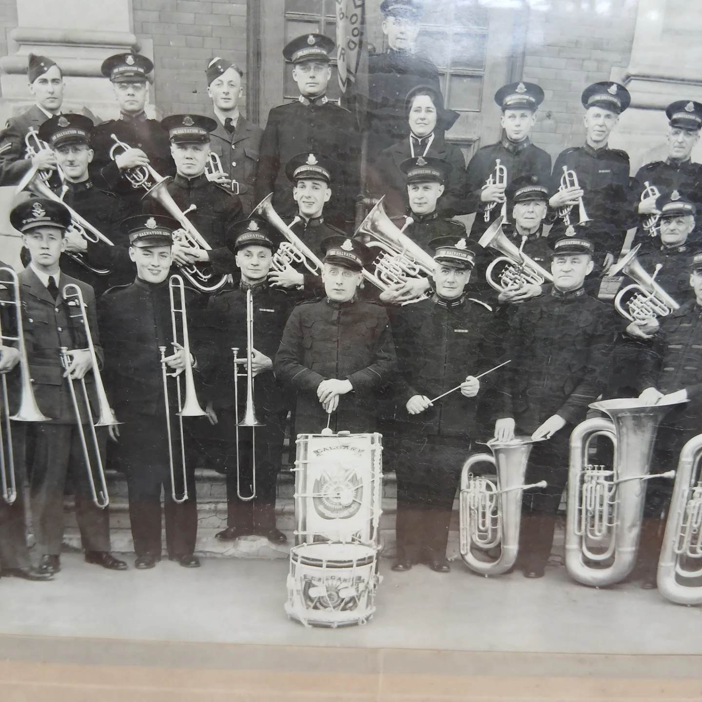 Three Vintage Framed Black and White Photographs - photo 4