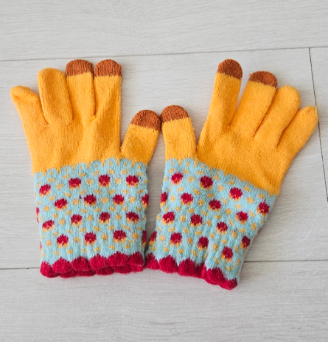 Yellow and Blue Patterned Knit Gloves