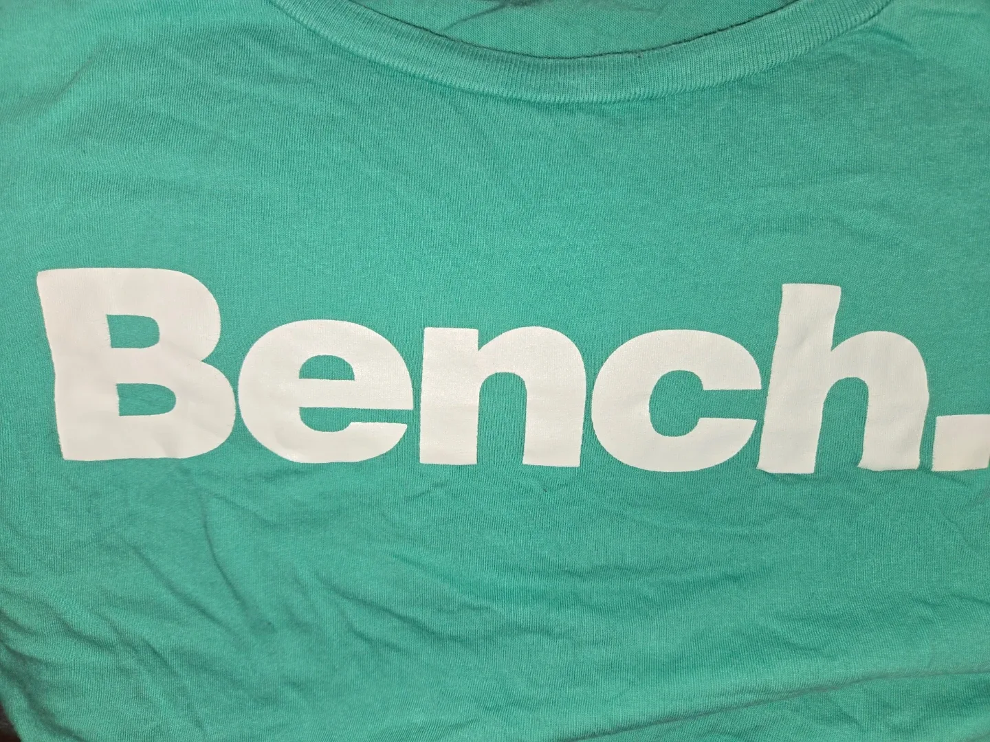 2 Identical Bench T-Shirts - photo 2