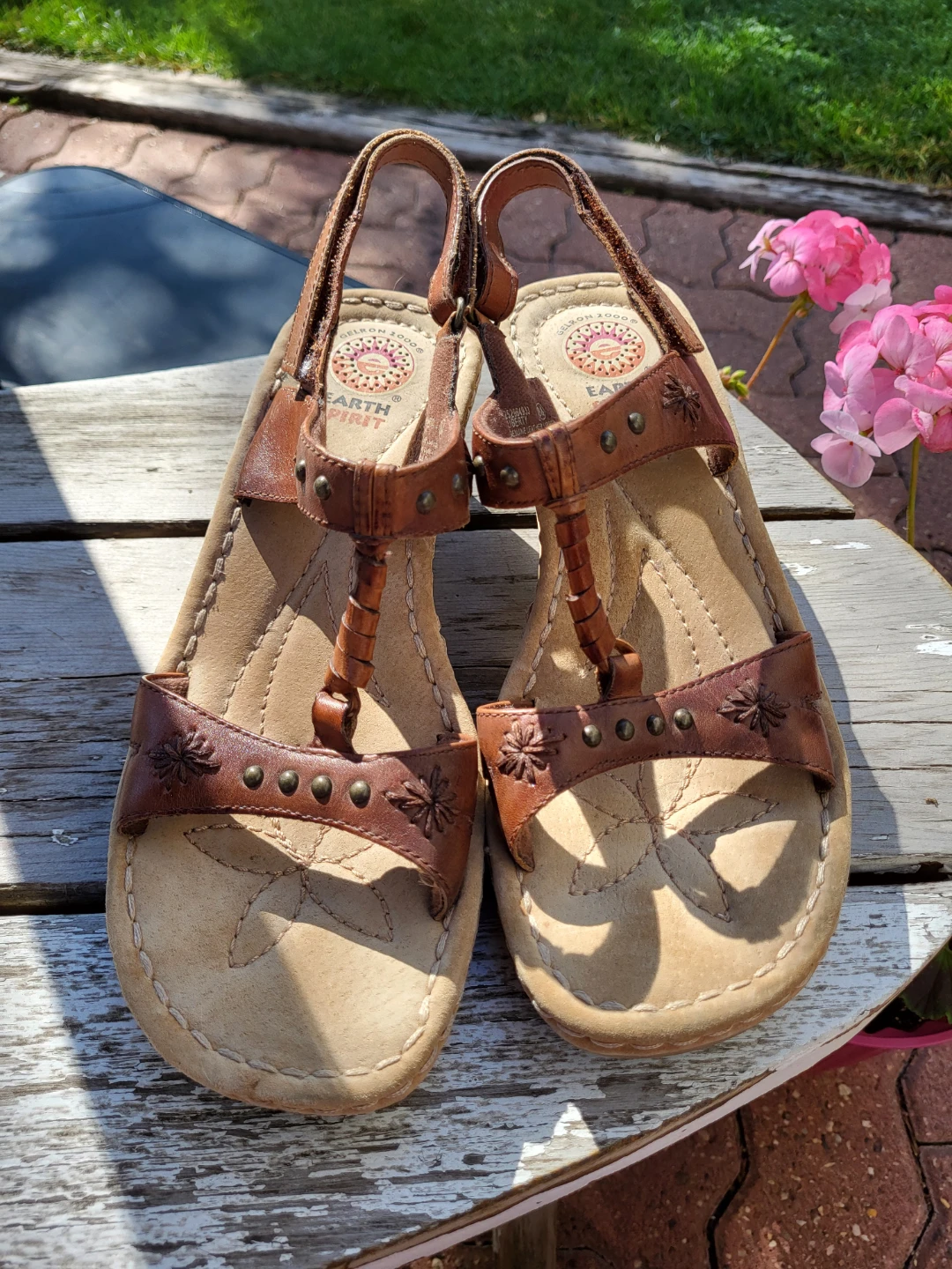 Earth Spirit - leather wedge sandals 🏈