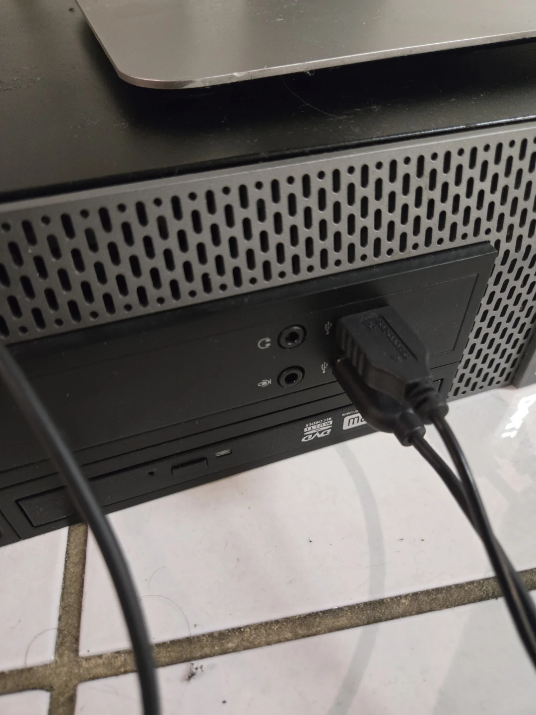 Dell OptiPlex Desktop Computer Set with Monitor - photo 3