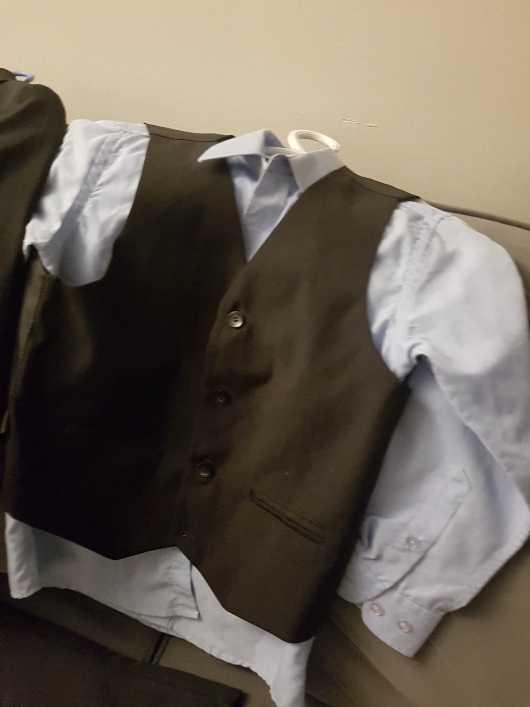 Boys formal suit. 8 year old 4 piece