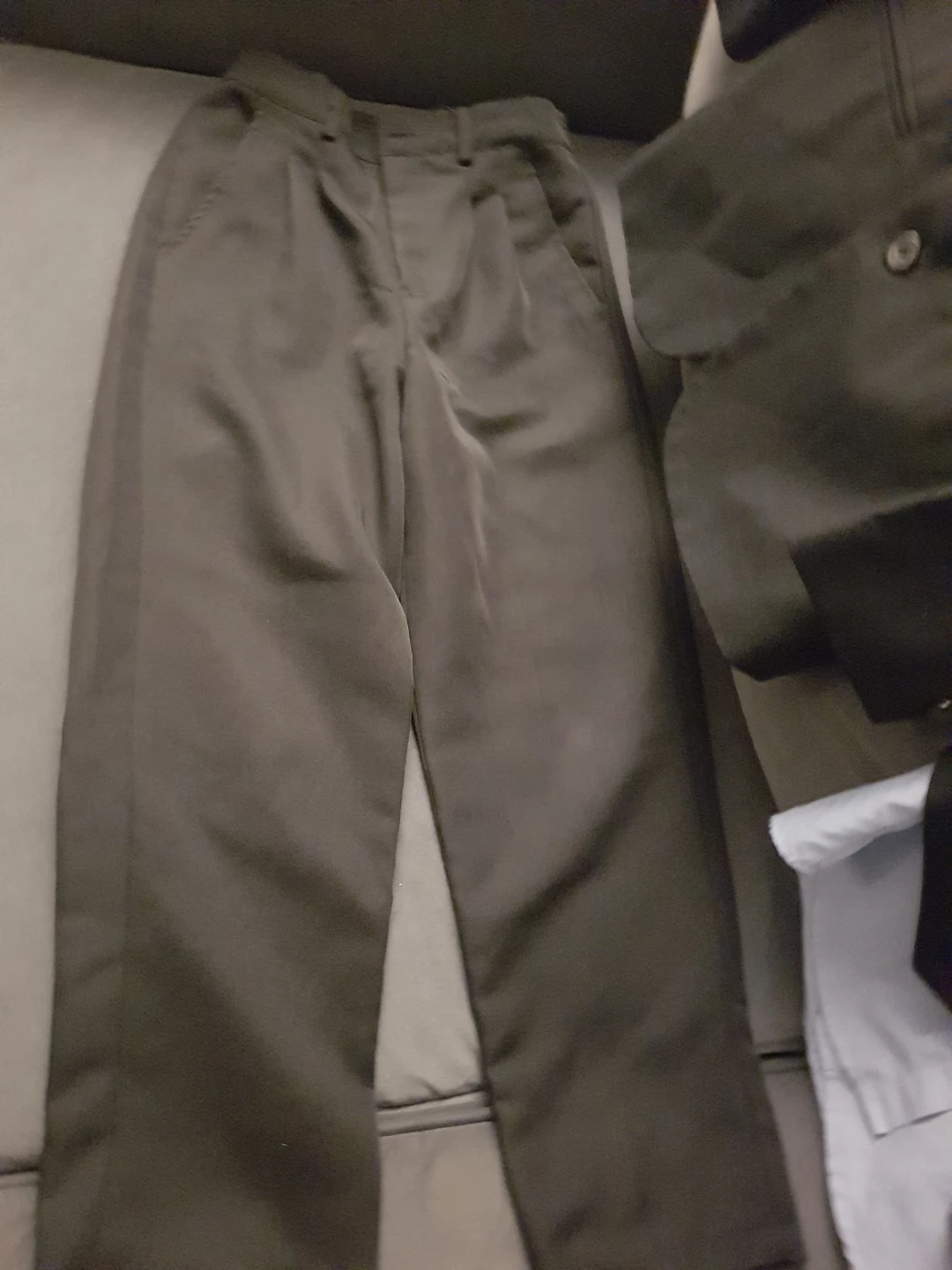 Boys formal suit. 8 year old 4 piece - photo 4