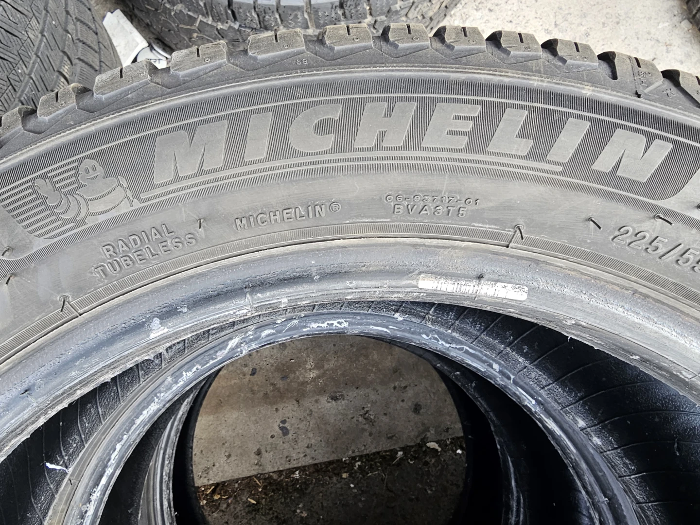225/55 R18 ALL WEATHER TIRES - photo 3