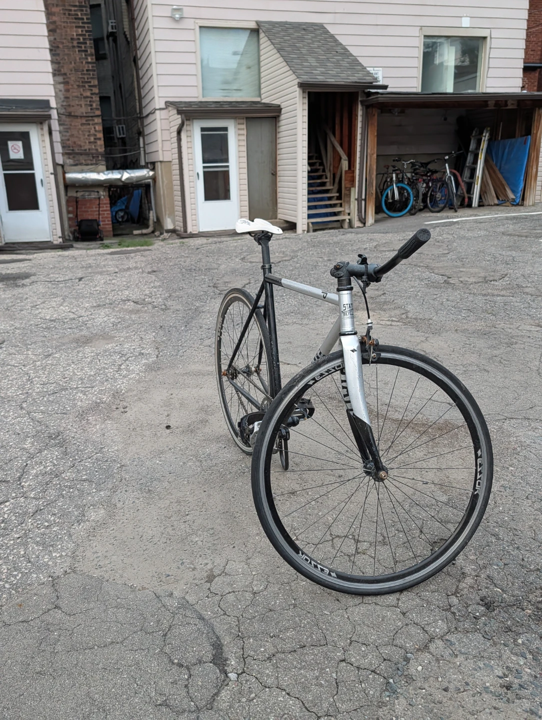 State Bicycle Co. Fixed Gear Bike - photo 4