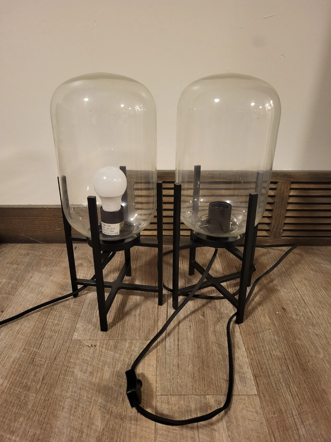 Set of 2 Glass and Metal Table Lamps