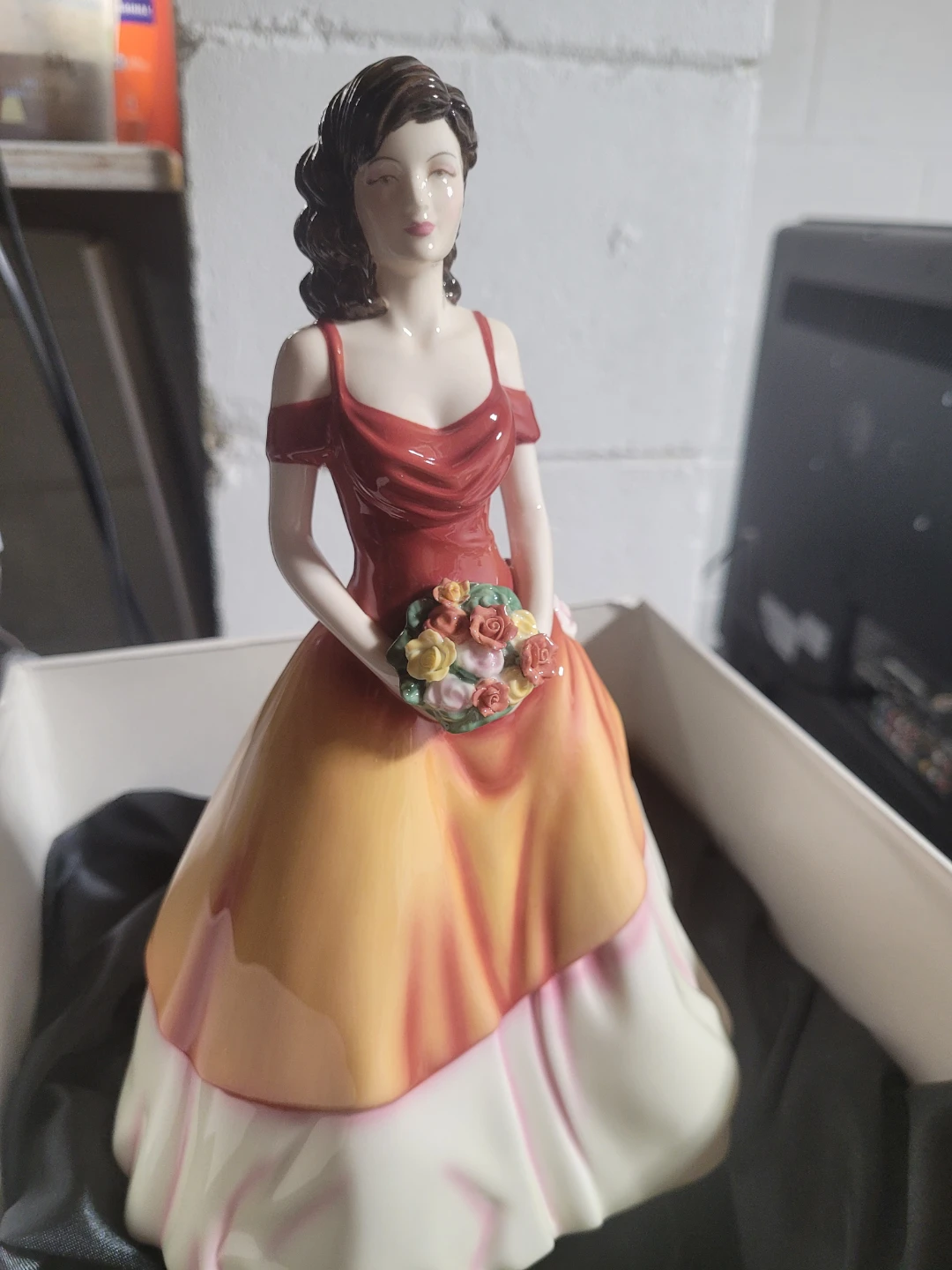 Royal Doulton Pretty Ladies Linda Figurine