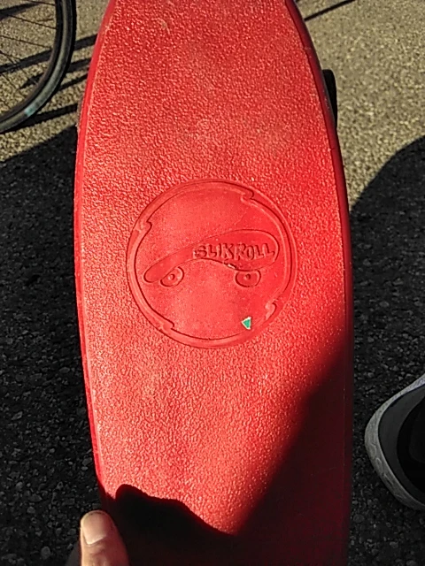 Slikroll Red Plastic Skateboard - photo 2