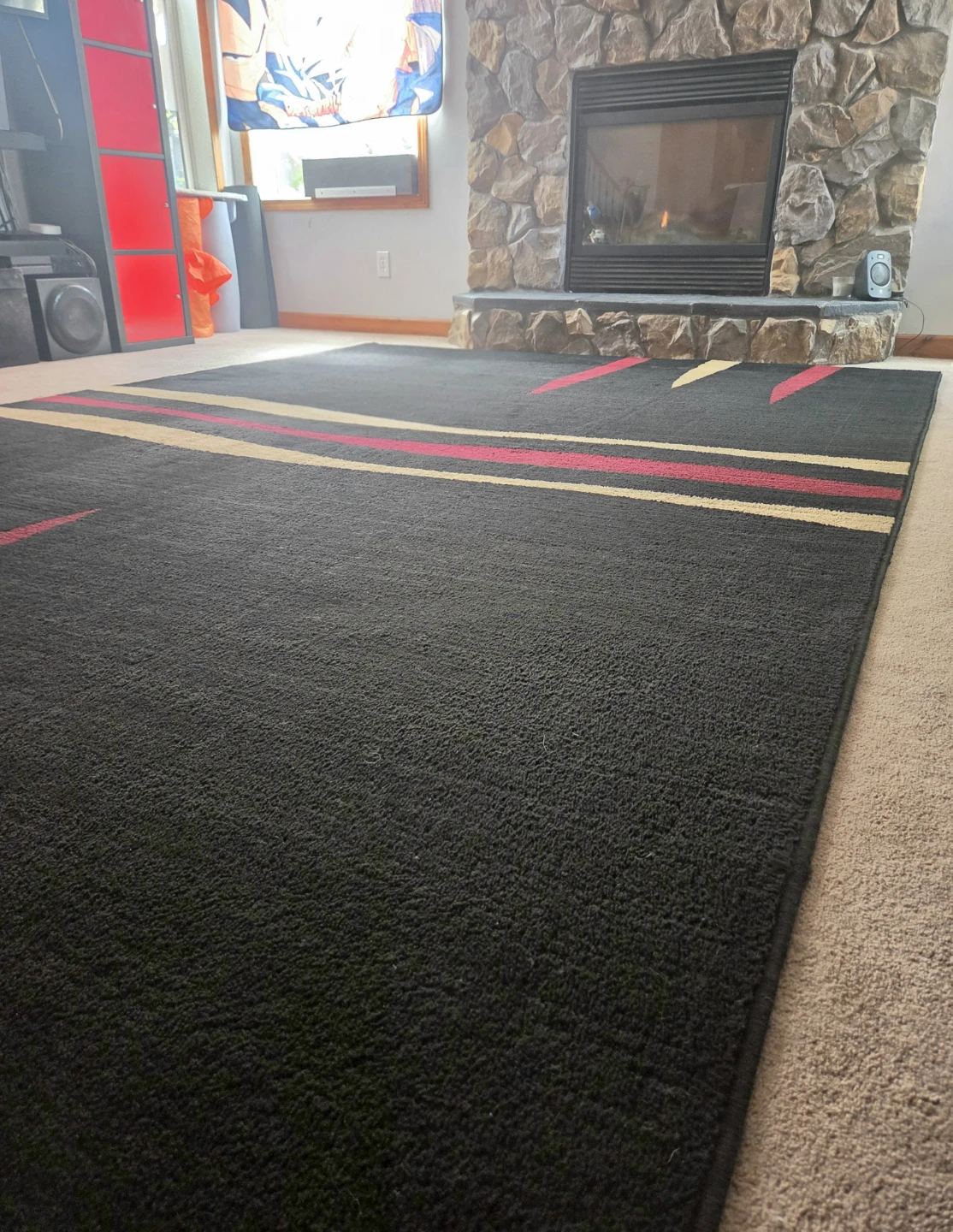 Large Modern Abstract Black/ Red Area Rug. 11' x 7'. Like New! - photo 3