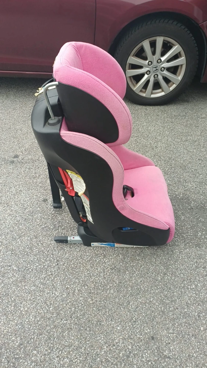 Pink toddler car seat - photo 2