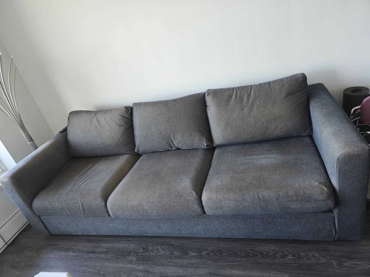 couch - photo 3