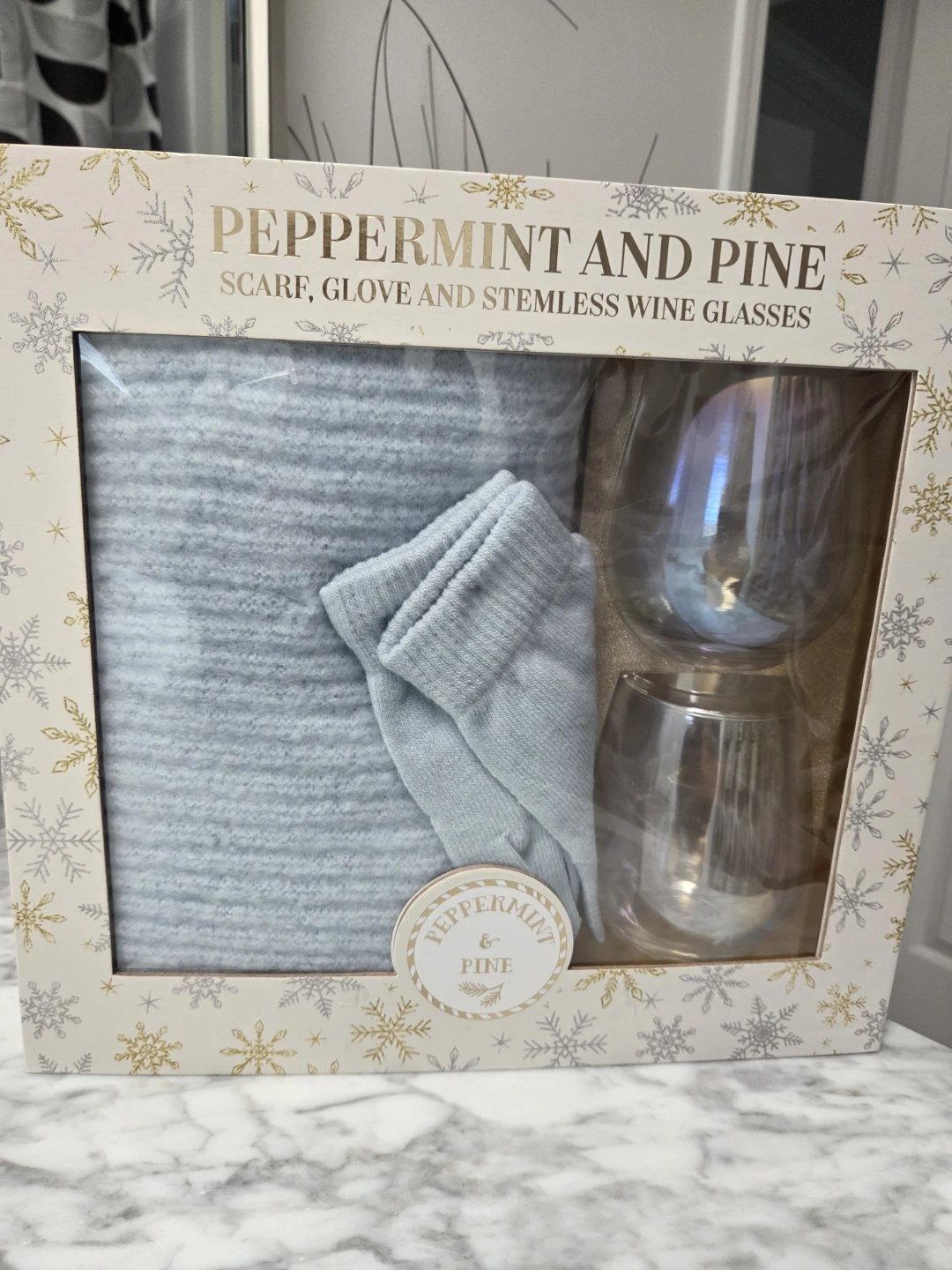 Peppermint and Pine Scarf, Glove and Wine Glass Set