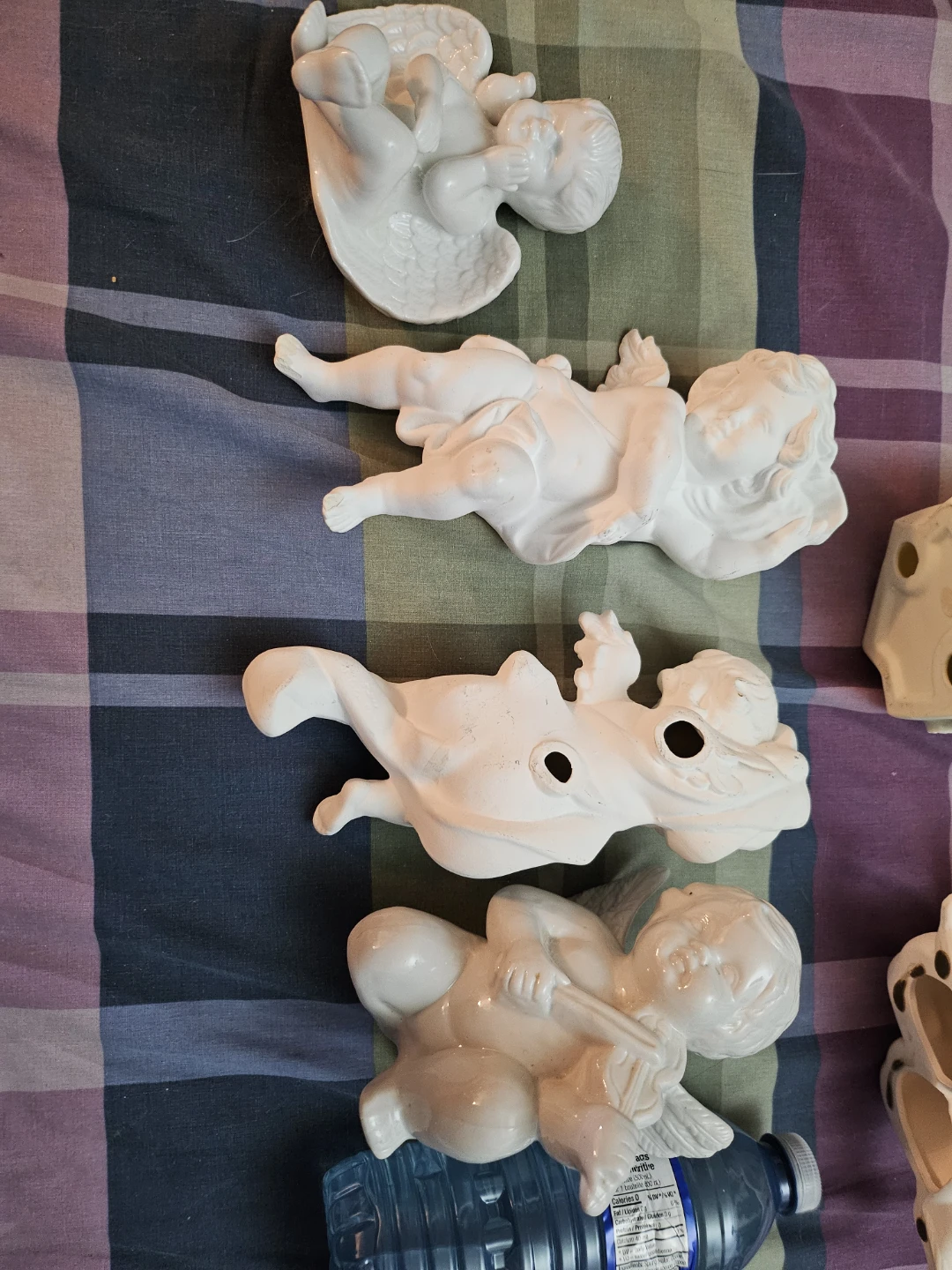 Set of 6 White Ceramic Angel Figurines and Holder - photo 5