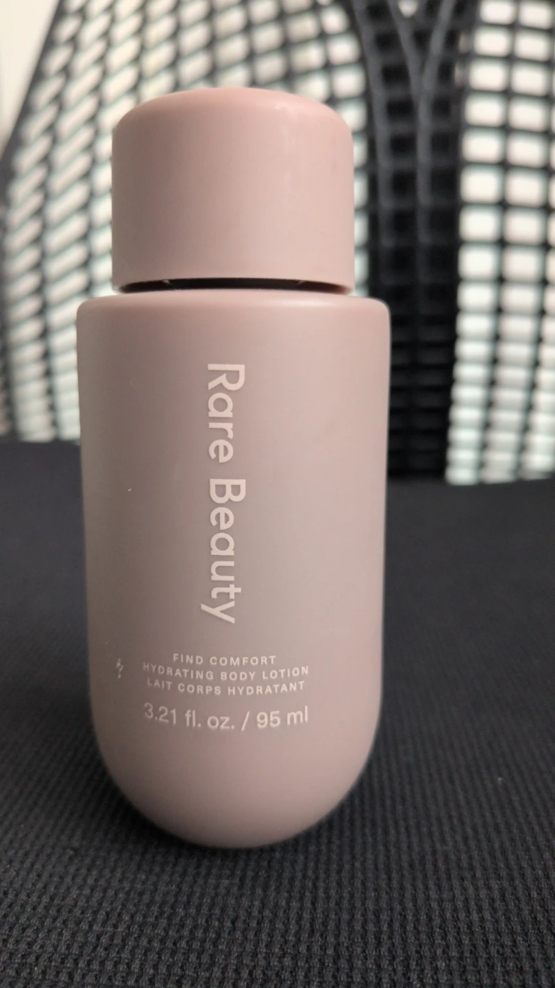Rare Beauty Find Comfort Hydrating Body Lotion