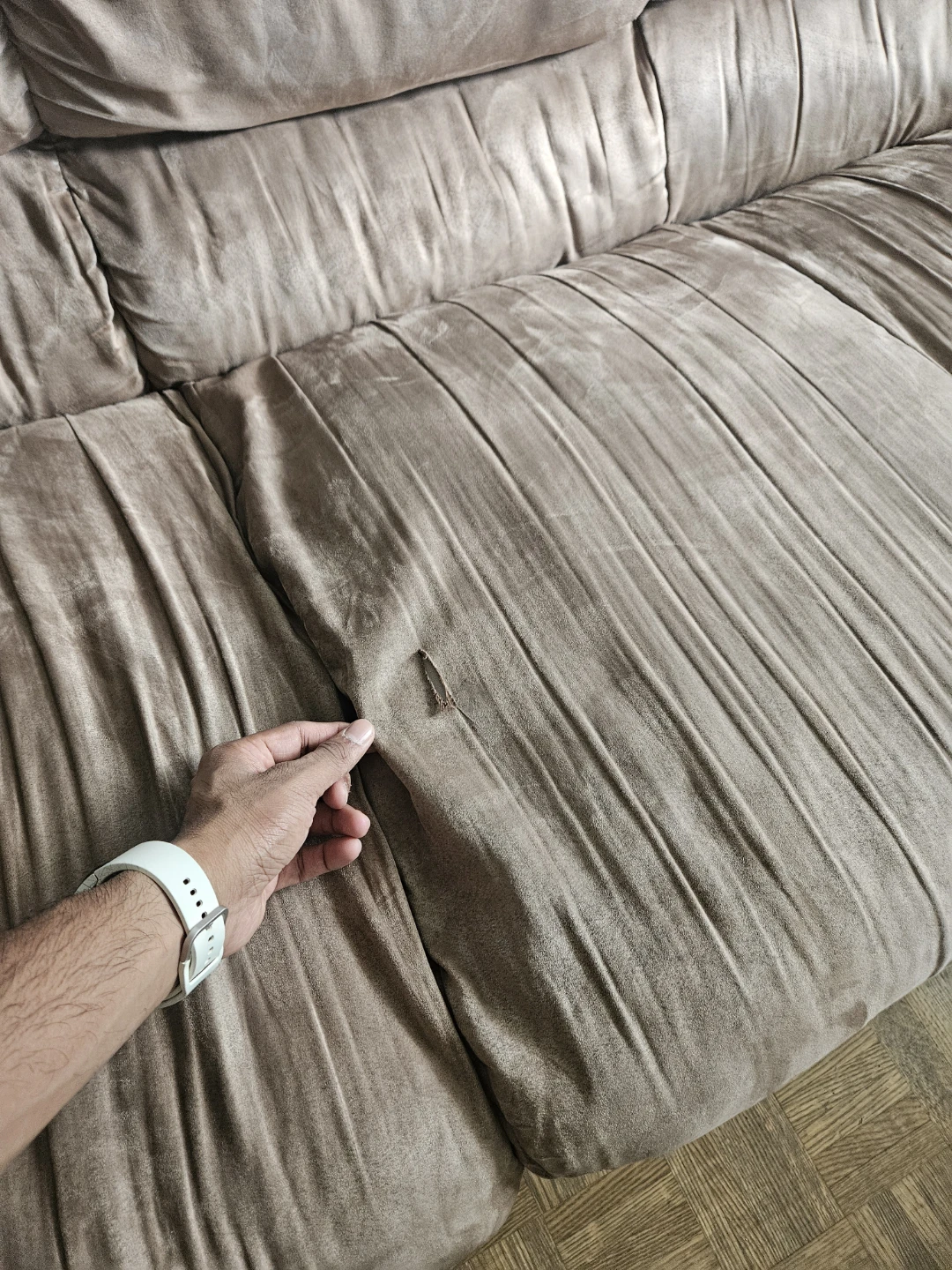 Three-Seater Beige microfiber plush Sofa - photo 4