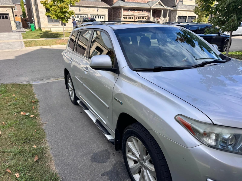 Toyota Highlander Hybrid LE AWD