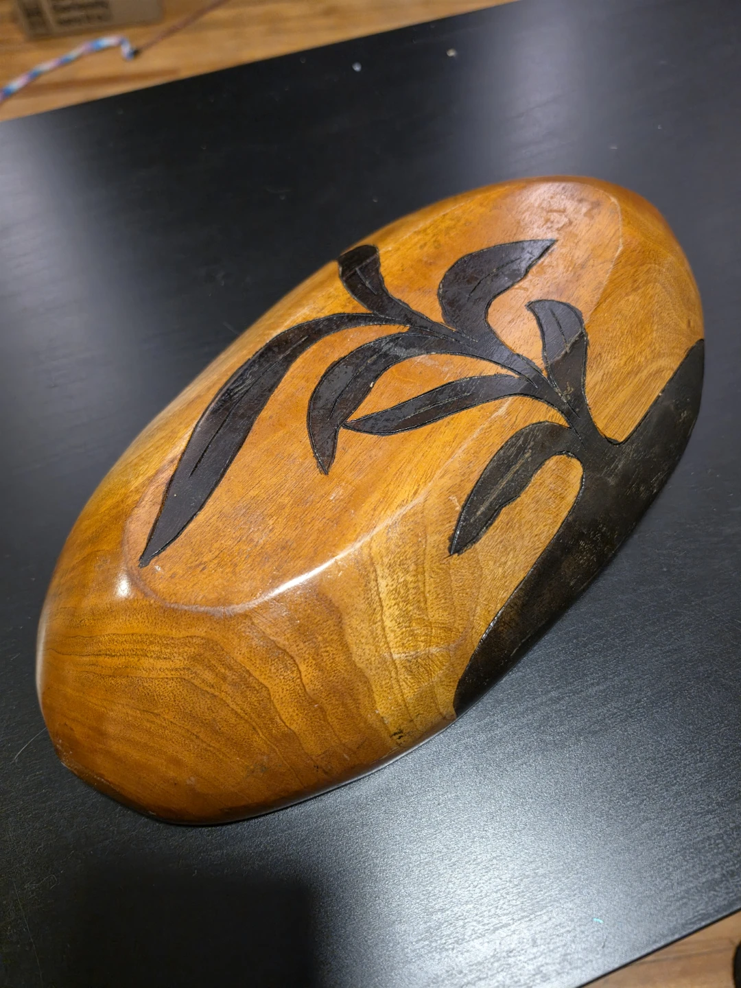 Hand-Carved Wooden Divided Serving Tray / Catchall - photo 4