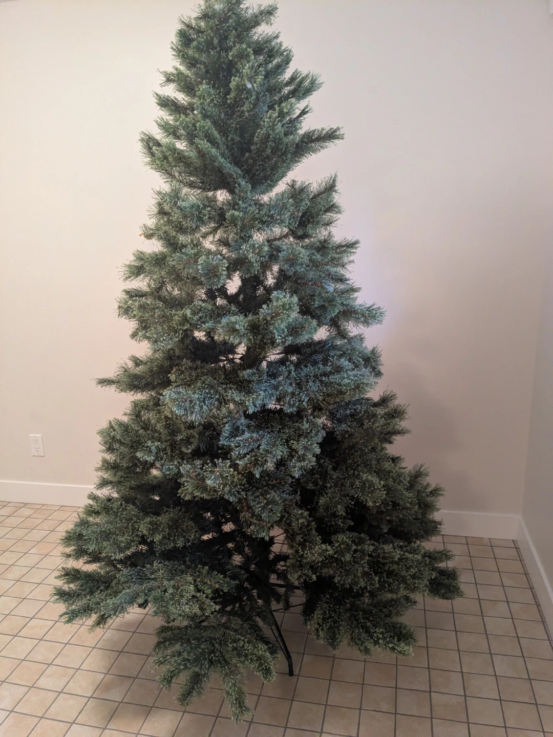 Rona Cashmere Pine Christmas Tree - photo 4