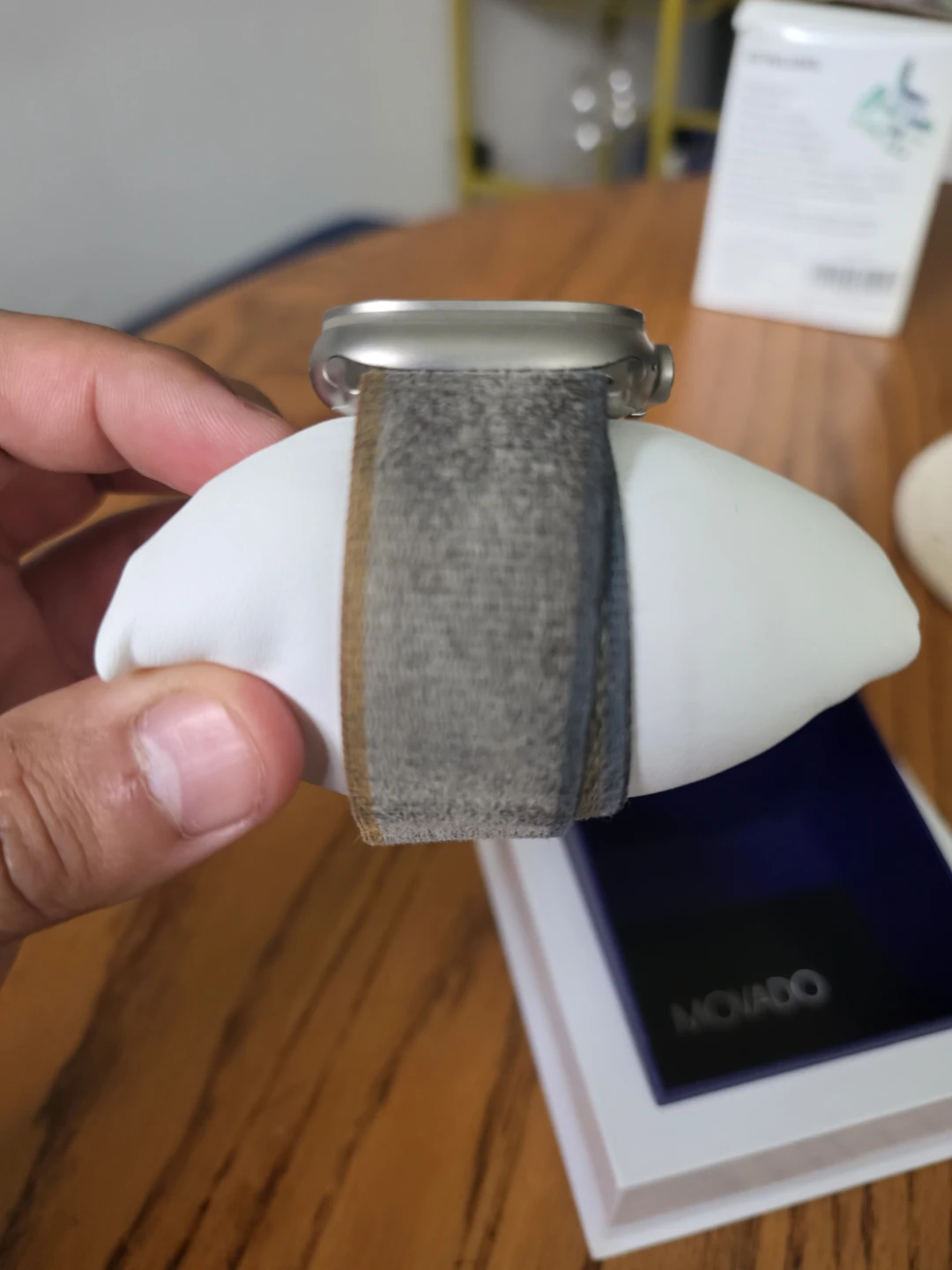 Apple Watch Ultra 2 49mm Titanium - photo 2