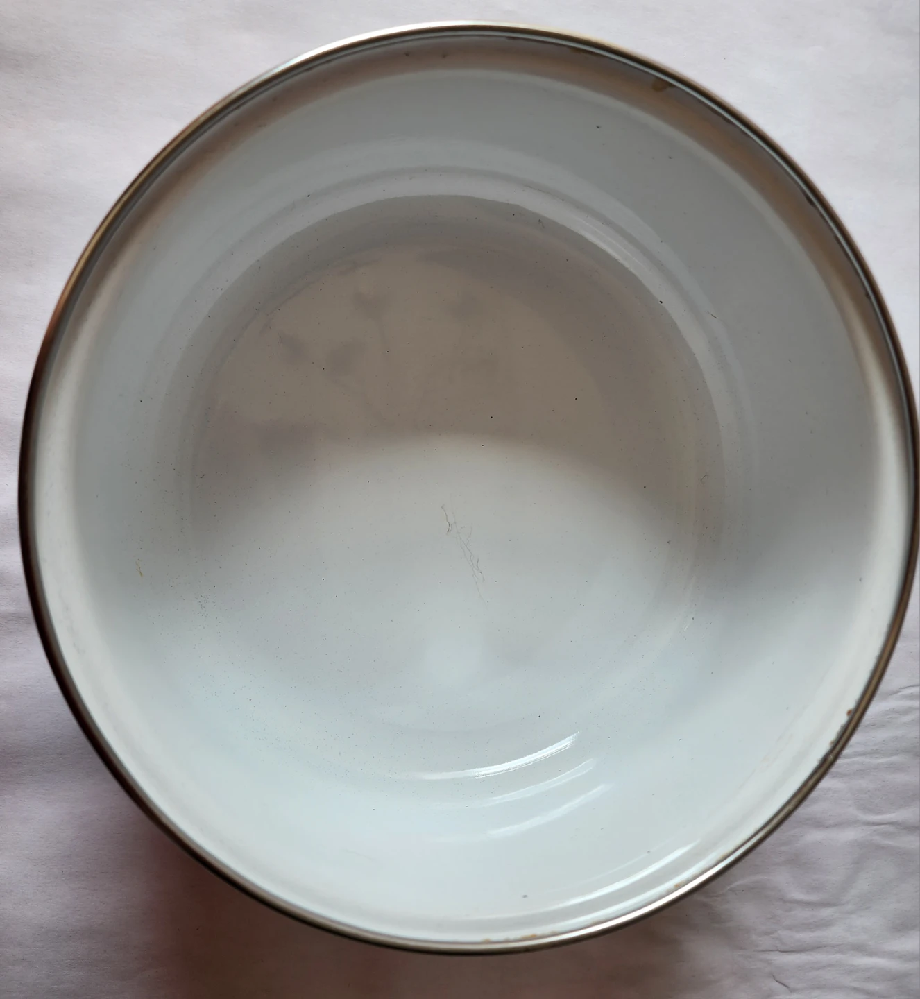 Set of 3 Enamel Bowls with Lids - photo 5