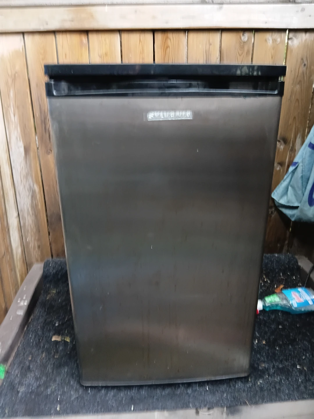 Sylvania Compact Premium Mini Fridge