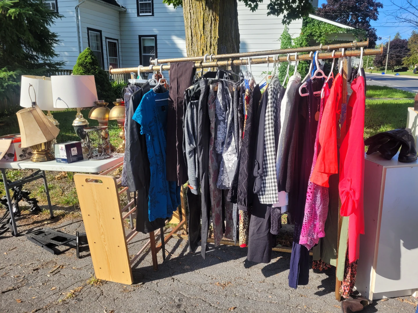 Big yard sale -last yard sale - photo 2