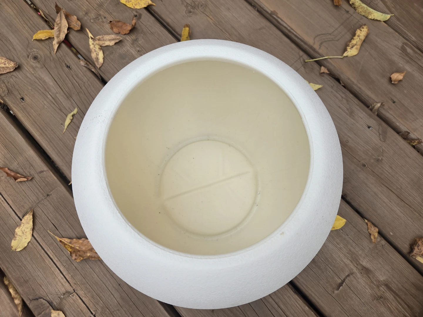 Round plant plastic pot - photo 2
