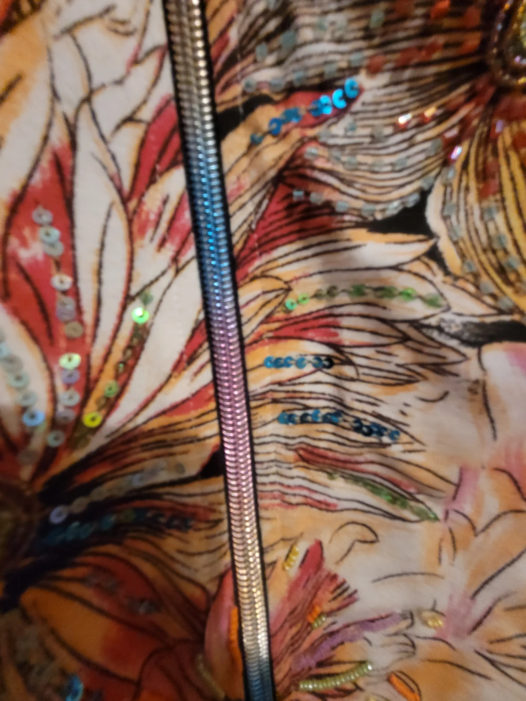 Cartise sweater jacket with rainbow zipper ,sequins and beads - photo 4