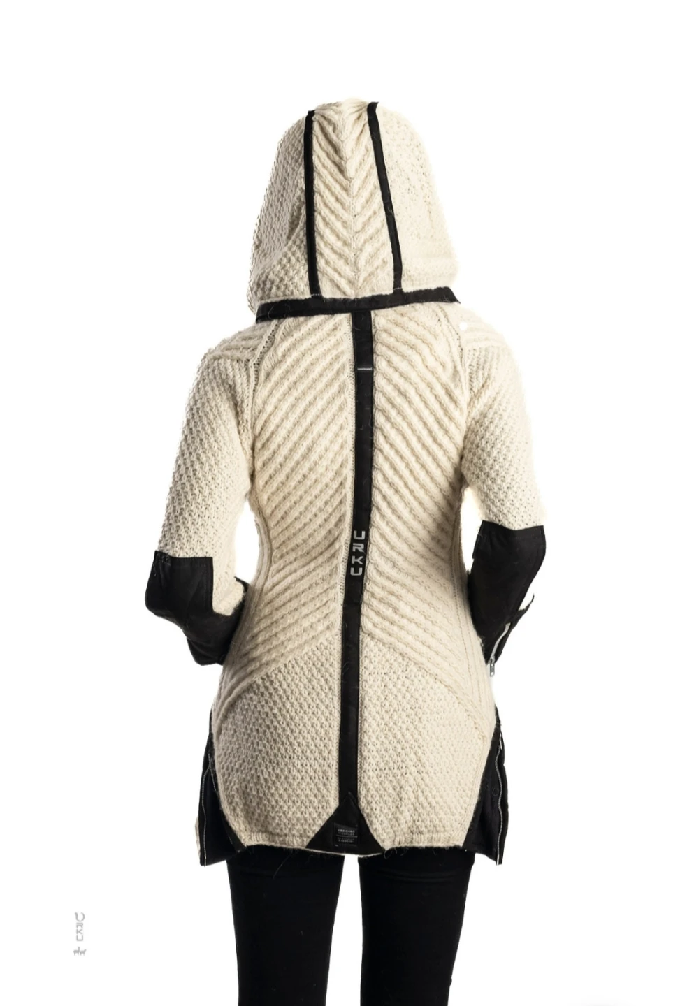 URKU Sofia Cream Knit Hooded Jacket M