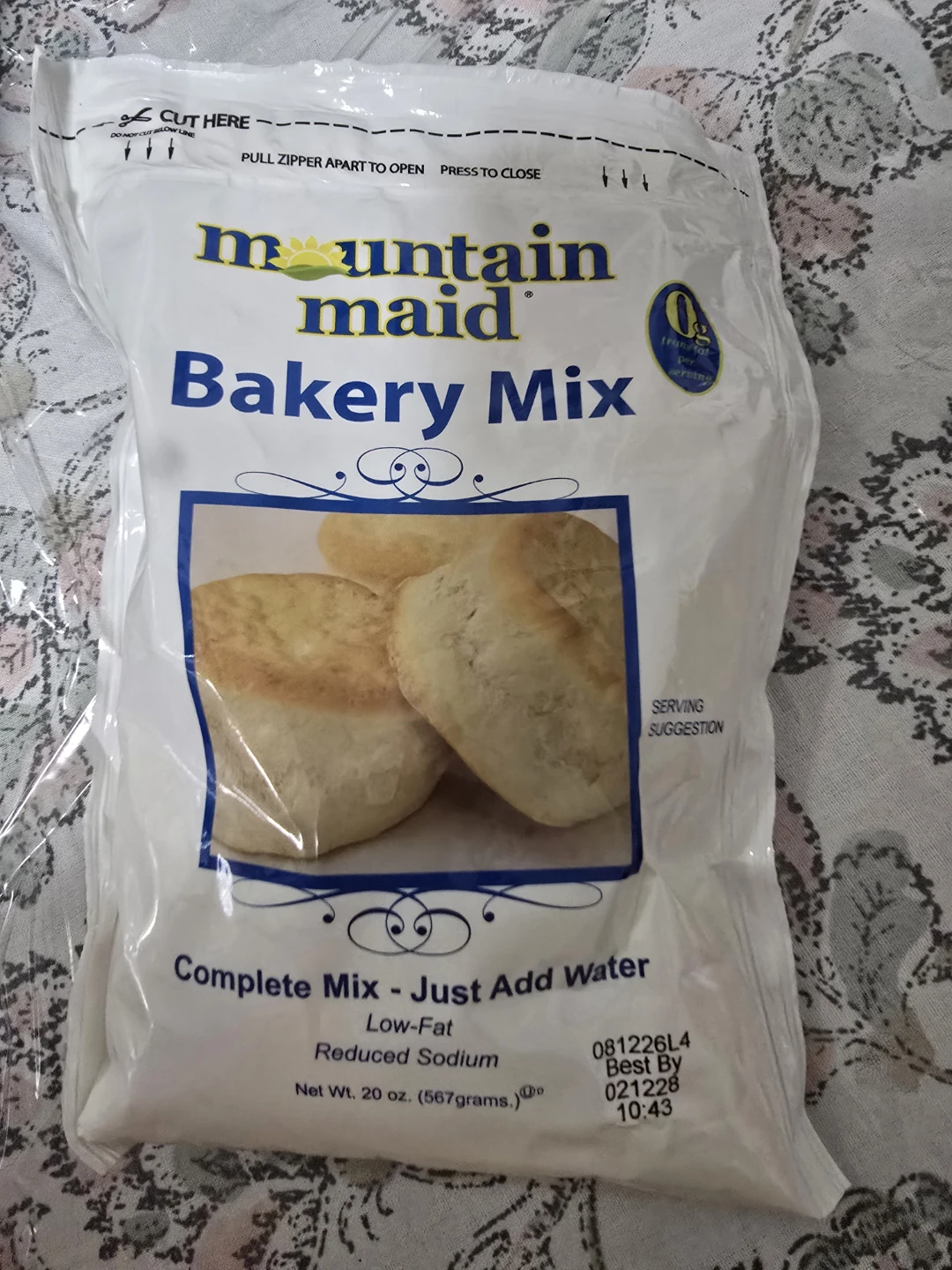 🏈 Mountain Maid Bakery Mix 20 oz.