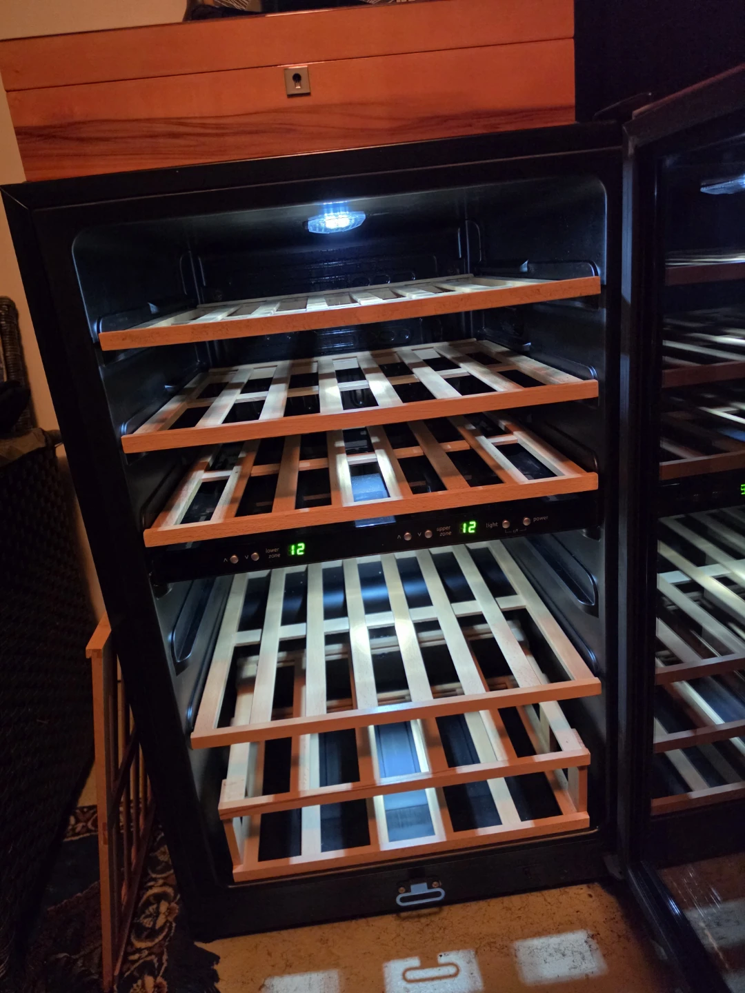 Wine fridge - photo 3