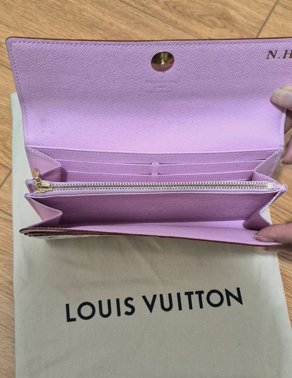 [MINT CONDITION] LOUIS VUITTON Murakami Sarah Wallet White - photo 4