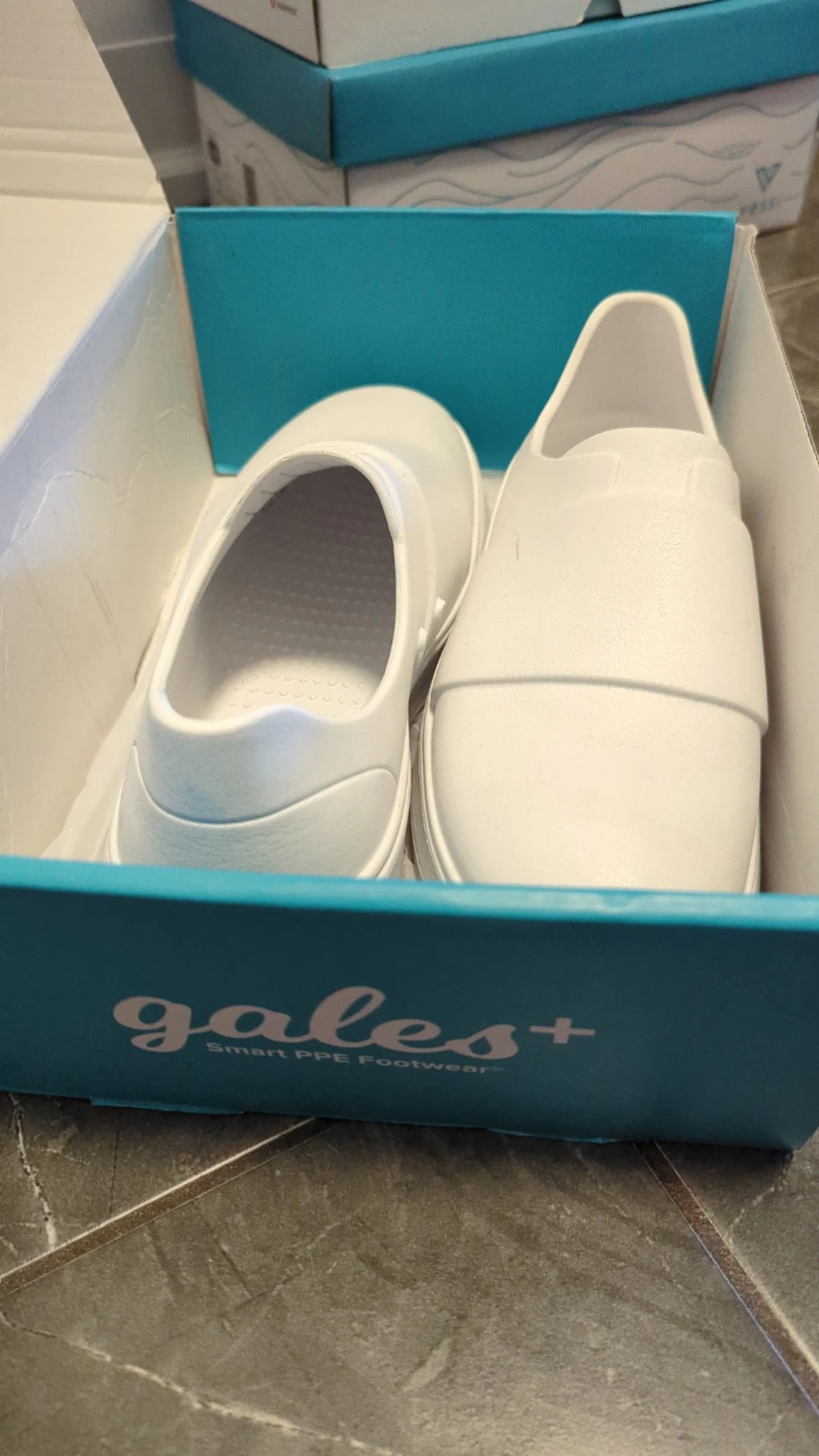 Gales+ Smart PPE Slip-resistant Shoes