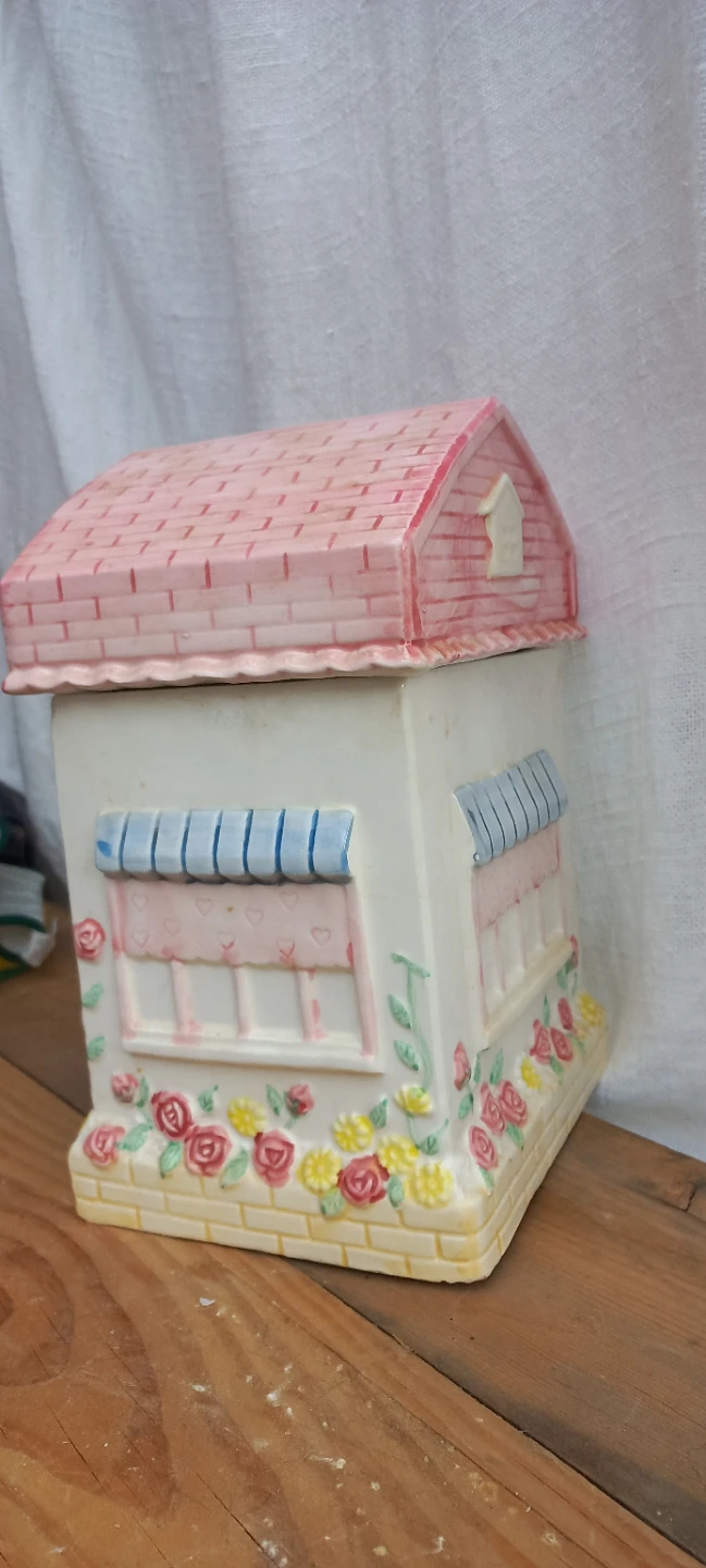 Ceramic Grocery Store Cookie Jar - photo 2