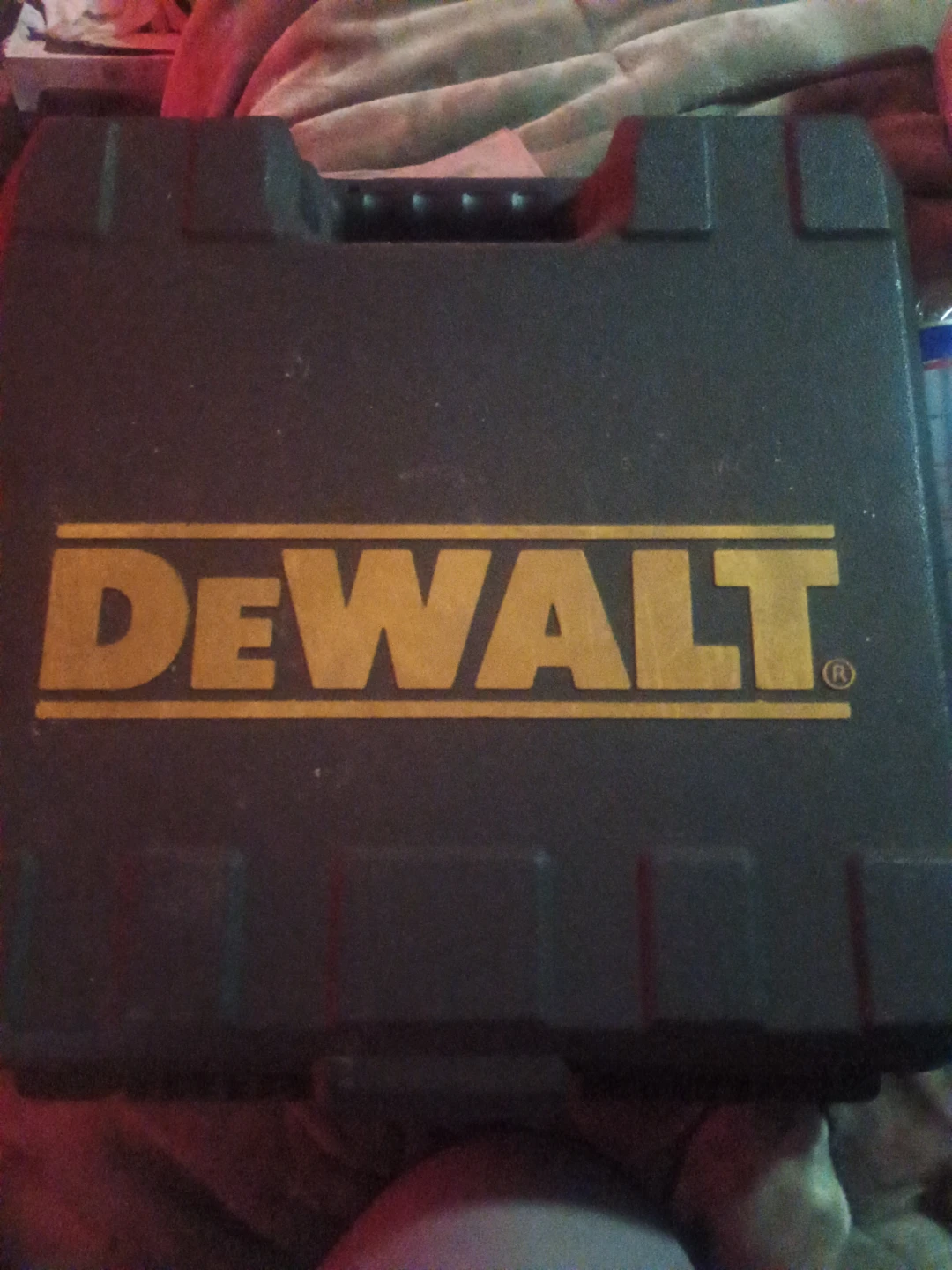 DeWalt 15 gauge  Finish Nailer - photo 2