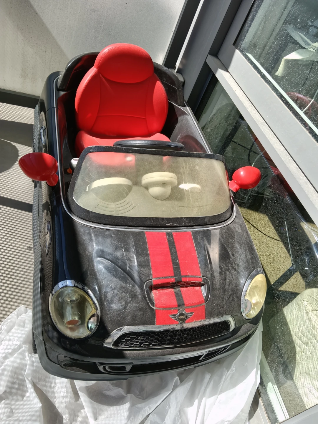 Mini Cooper Ride-On Toy Car - photo 4