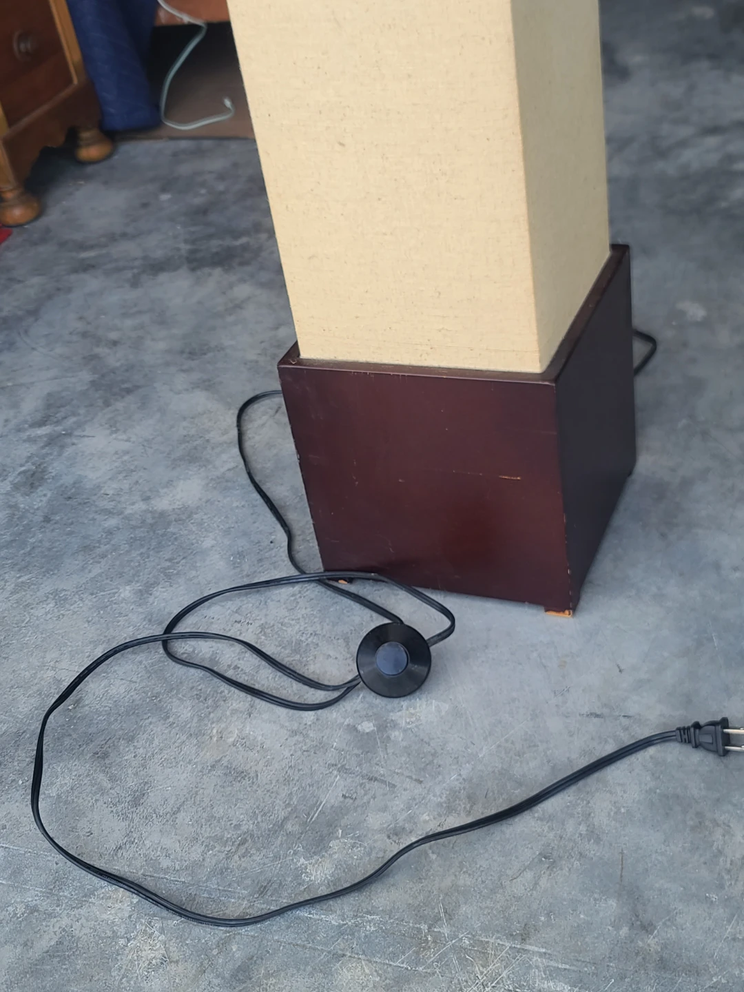 Tall Modern Column Floor Lamp - photo 2