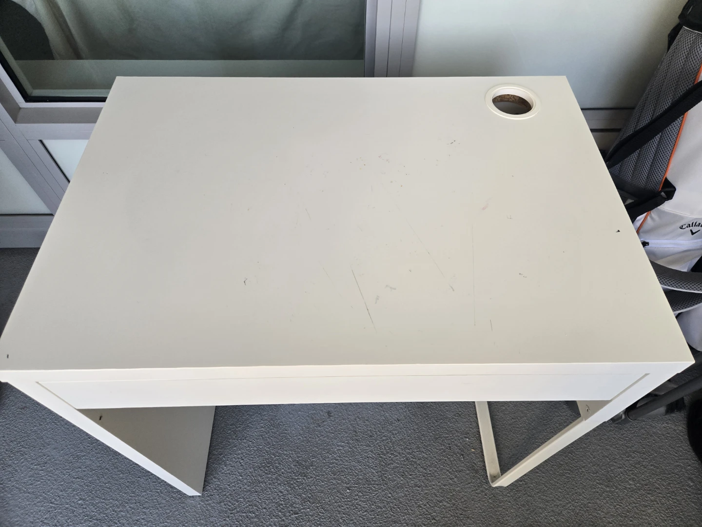 IKEA MICKE Desk - photo 2