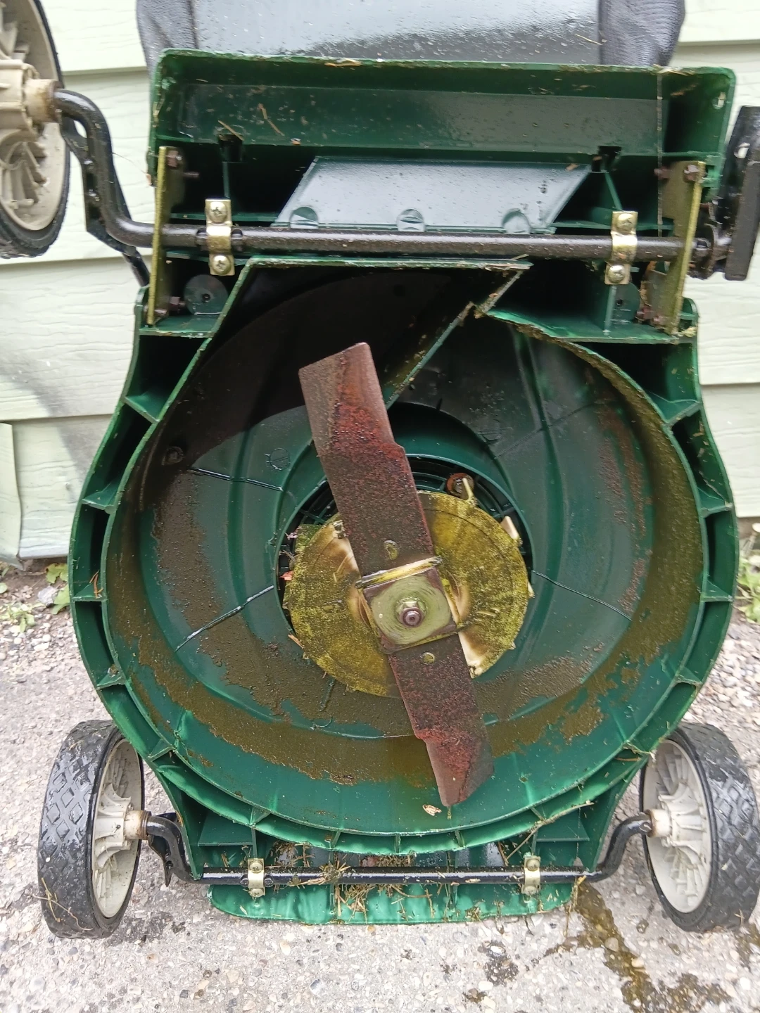 Yardworks 14" Electric Compact Lawn Mower & Weed Trimmer - photo 5