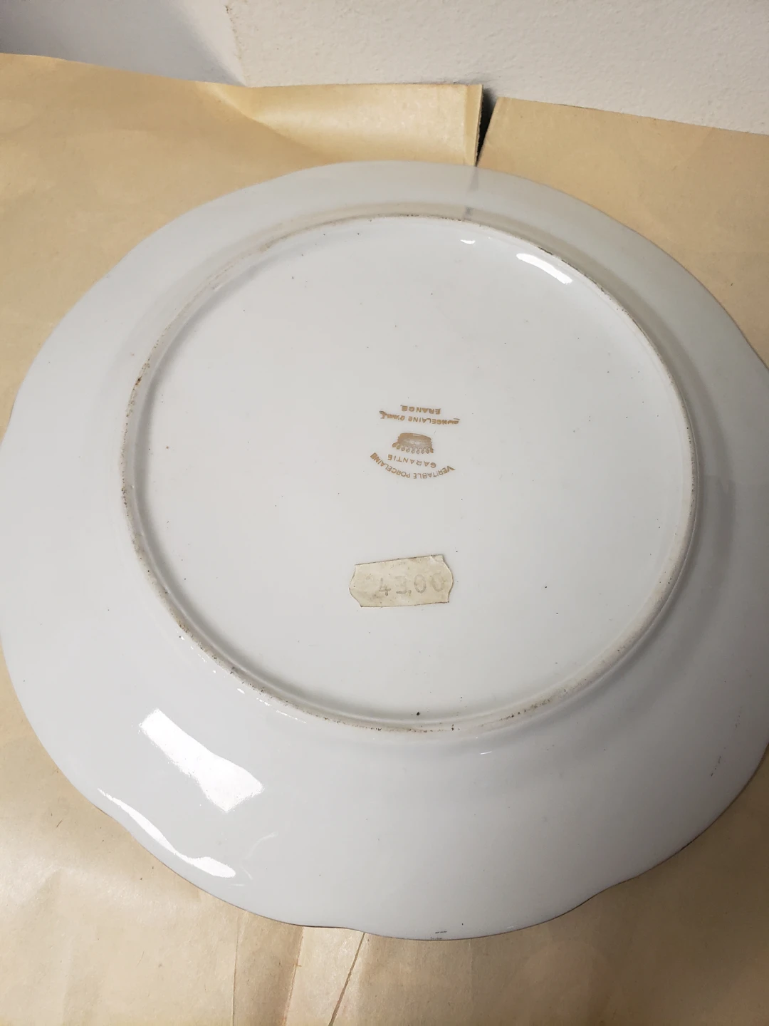 Souvenir de Paris Porcelain Plate - photo 2