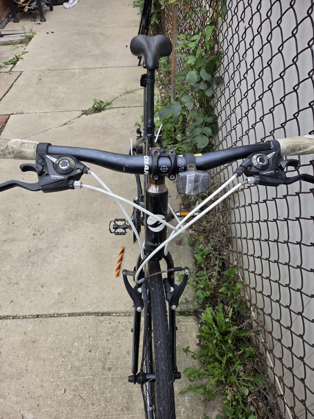 Giant Escape Hybrid Bike - photo 5