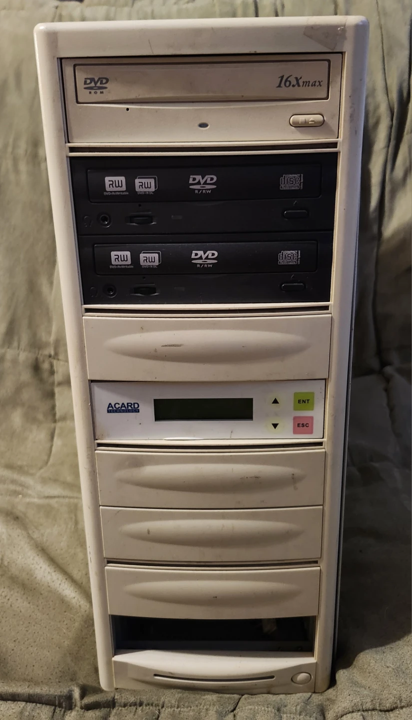 Acard CD/DVD Disc Duplicator Tower 3 drives - Condition Unknown