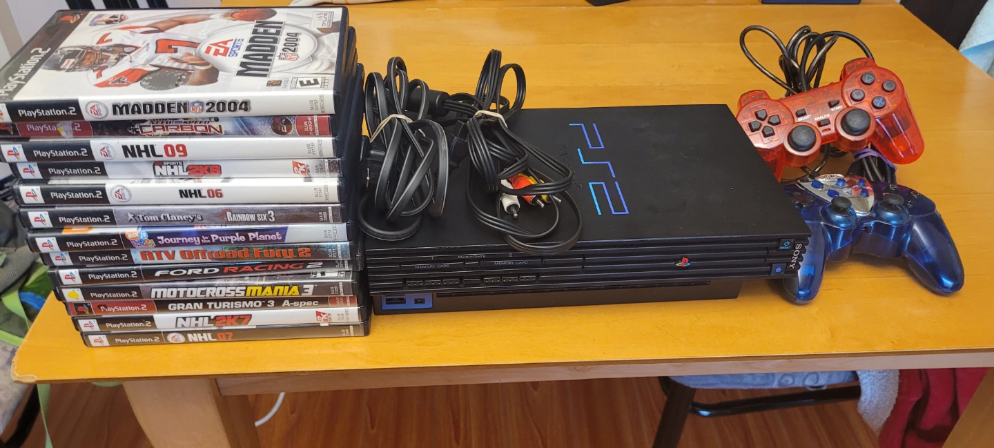 Sony PlayStation 2 Console Bundle games