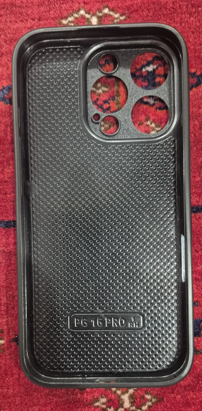 iPhone 16 Pro Case with Deer Design - photo 2
