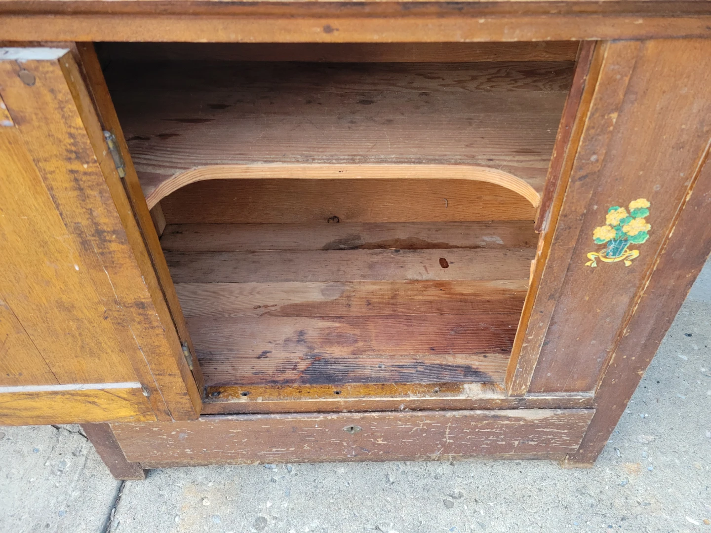 Vintage Pantry Cabinet - photo 3