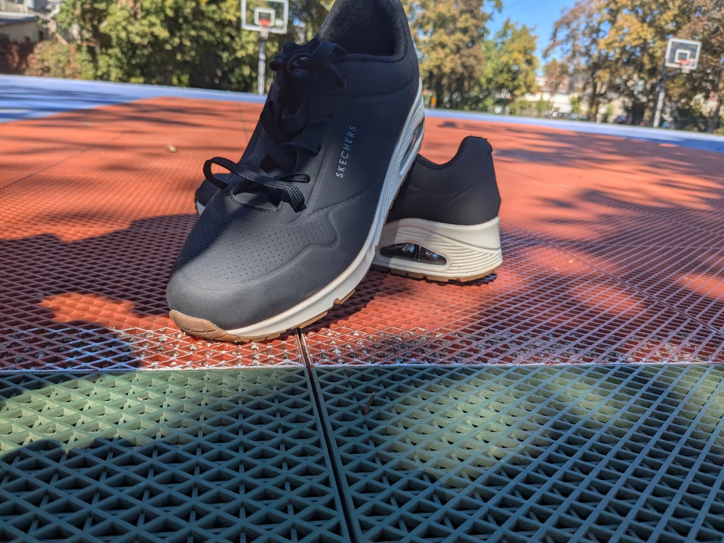 (Unisex)Skechers Air-Cooled Sneakers