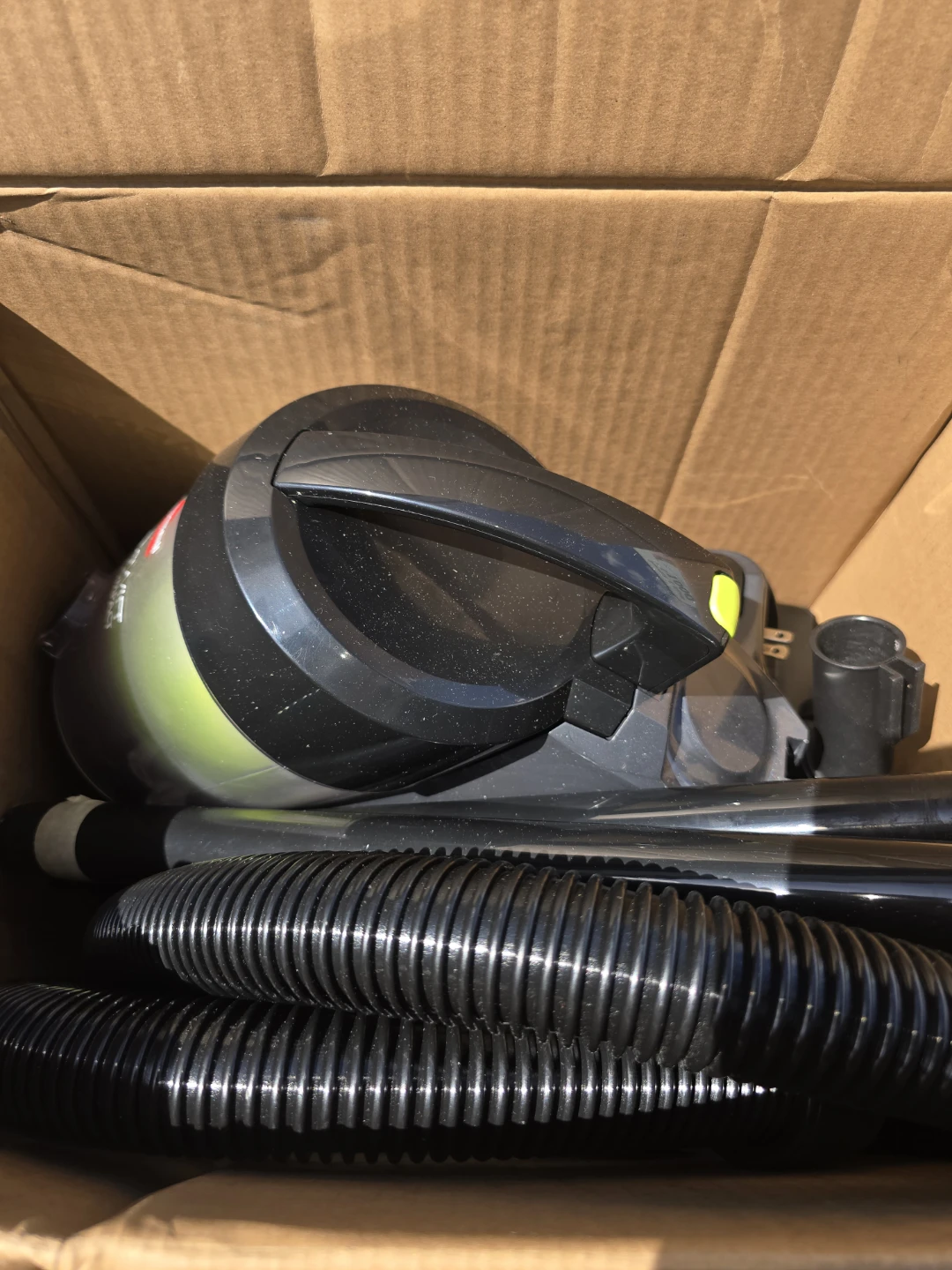Bissell AeroSwift Compact Bagless Canister Vacuum 2156Z - photo 3