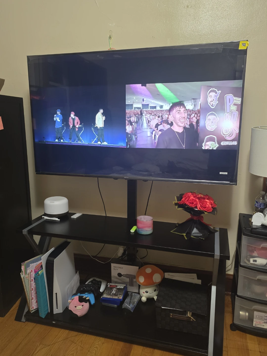 Hisense Smart Television - photo 2